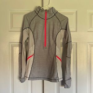 Lululemon quarter zip size 8